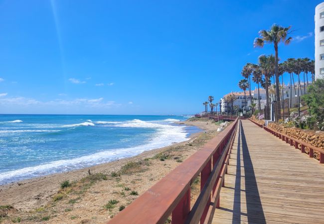 Apartamento en Mijas Costa - Apartamento de dos dormitorios en Calahonda con vistas al mar Apartamento en Mijas Costa - Apartamento de dos dormitorios en Calahonda con vistas al mar