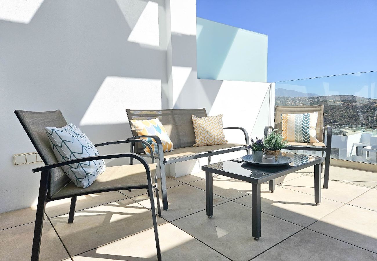 Apartamento en La Cala de Mijas - Moderno Apartamento de 2 Dormitorios en Casa Banderas La Cala