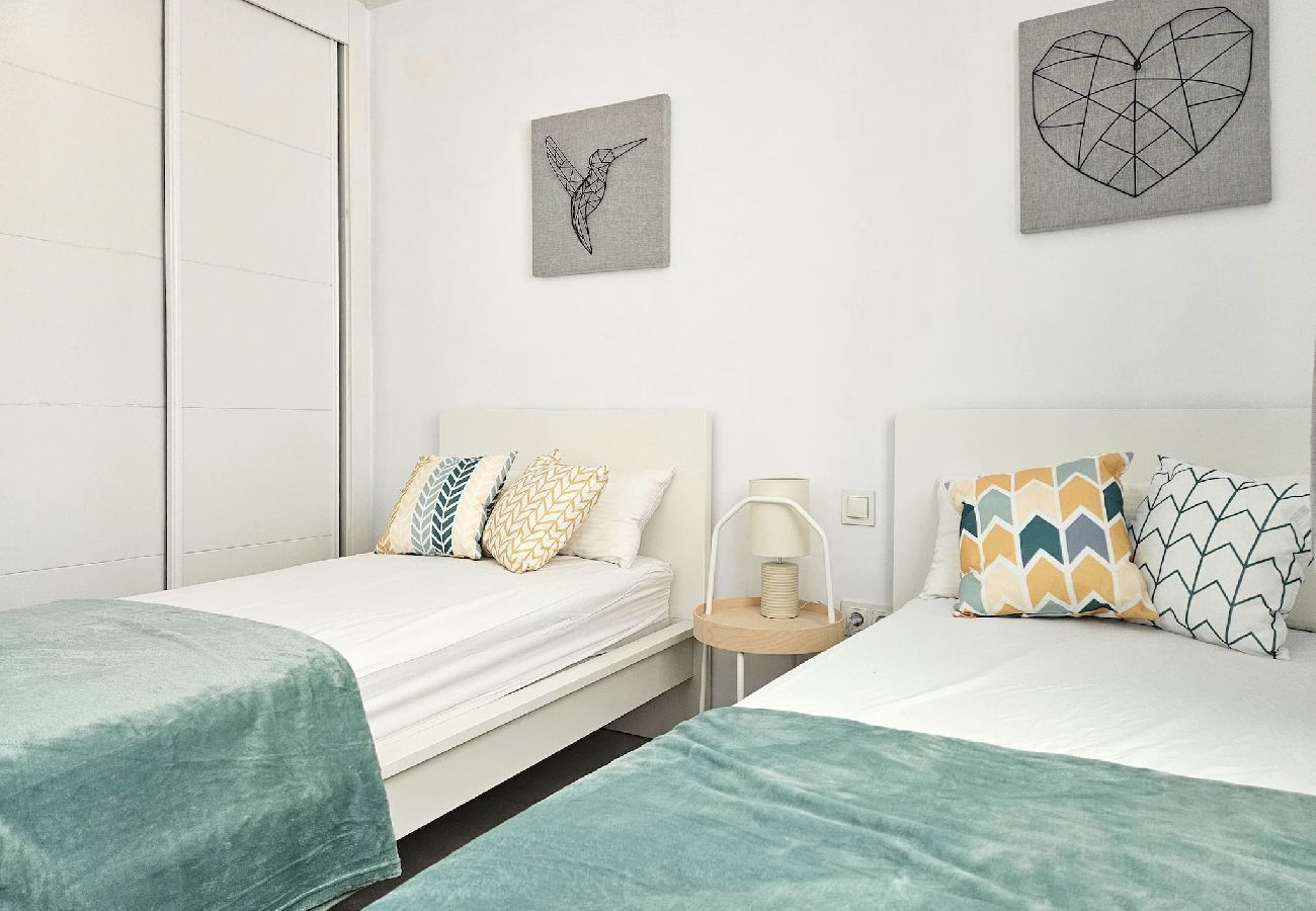 Apartamento en La Cala de Mijas - Moderno Apartamento de 2 Dormitorios en Casa Banderas La Cala