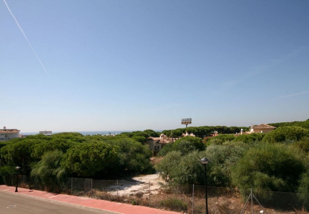 Casa adosada en Mijas Costa - Casa adosada de tres habitaciones en alquiler en Calahonda