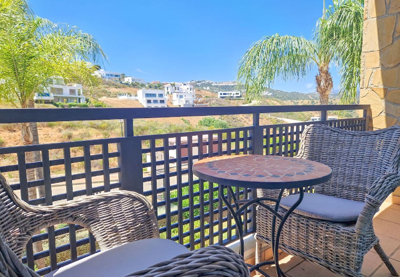 Casa adosada en Mijas Costa - Casa adosada moderna y confortable cerca de La Cala Golf