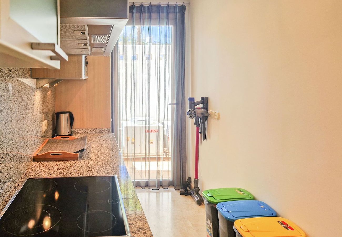 Casa adosada en Mijas Costa - Casa adosada moderna y confortable cerca de La Cala Golf