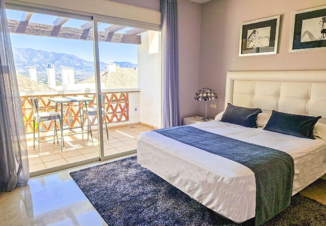 Casa adosada en Mijas Costa - Casa adosada moderna y confortable cerca de La Cala Golf