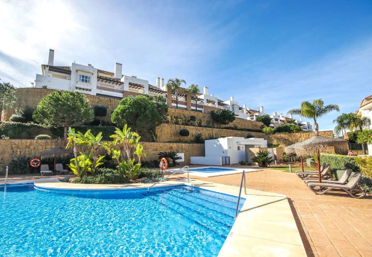 Casa adosada en Mijas Costa - Casa adosada moderna y confortable cerca de La Cala Golf