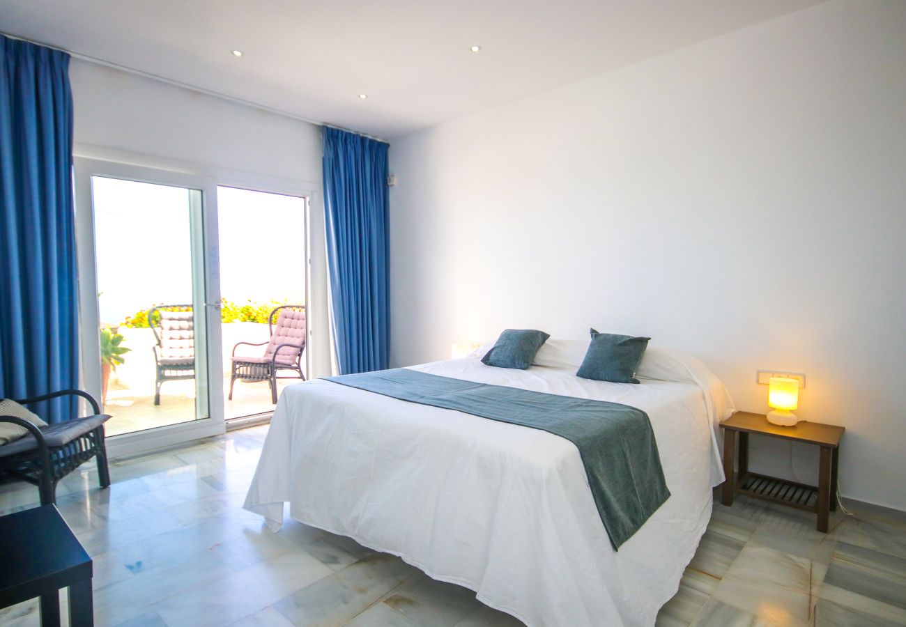 Apartamento en Ojen - Apartamento de tres habitaciones La Mairena Elviria