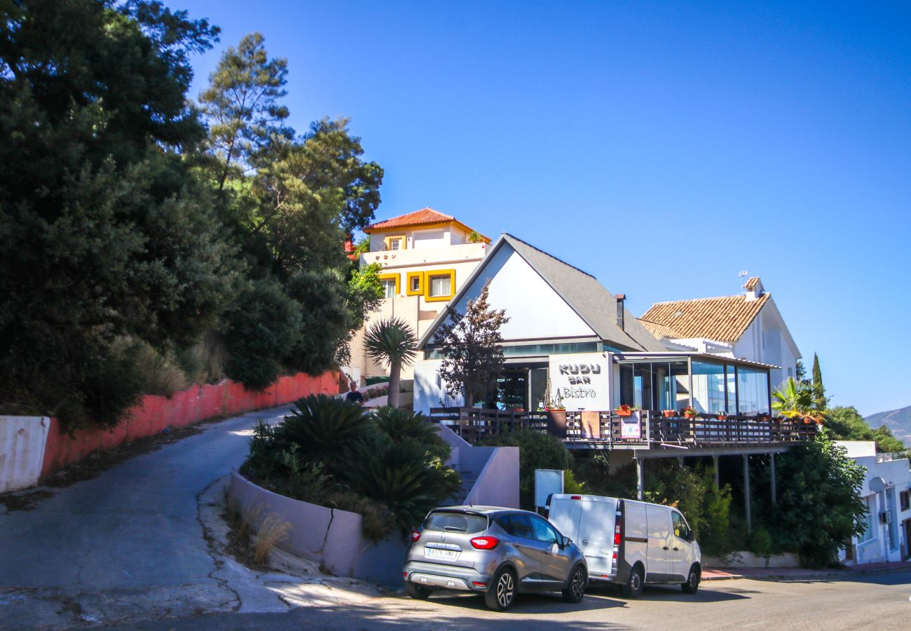 Apartamento en Ojen - Apartamento de tres habitaciones La Mairena Elviria