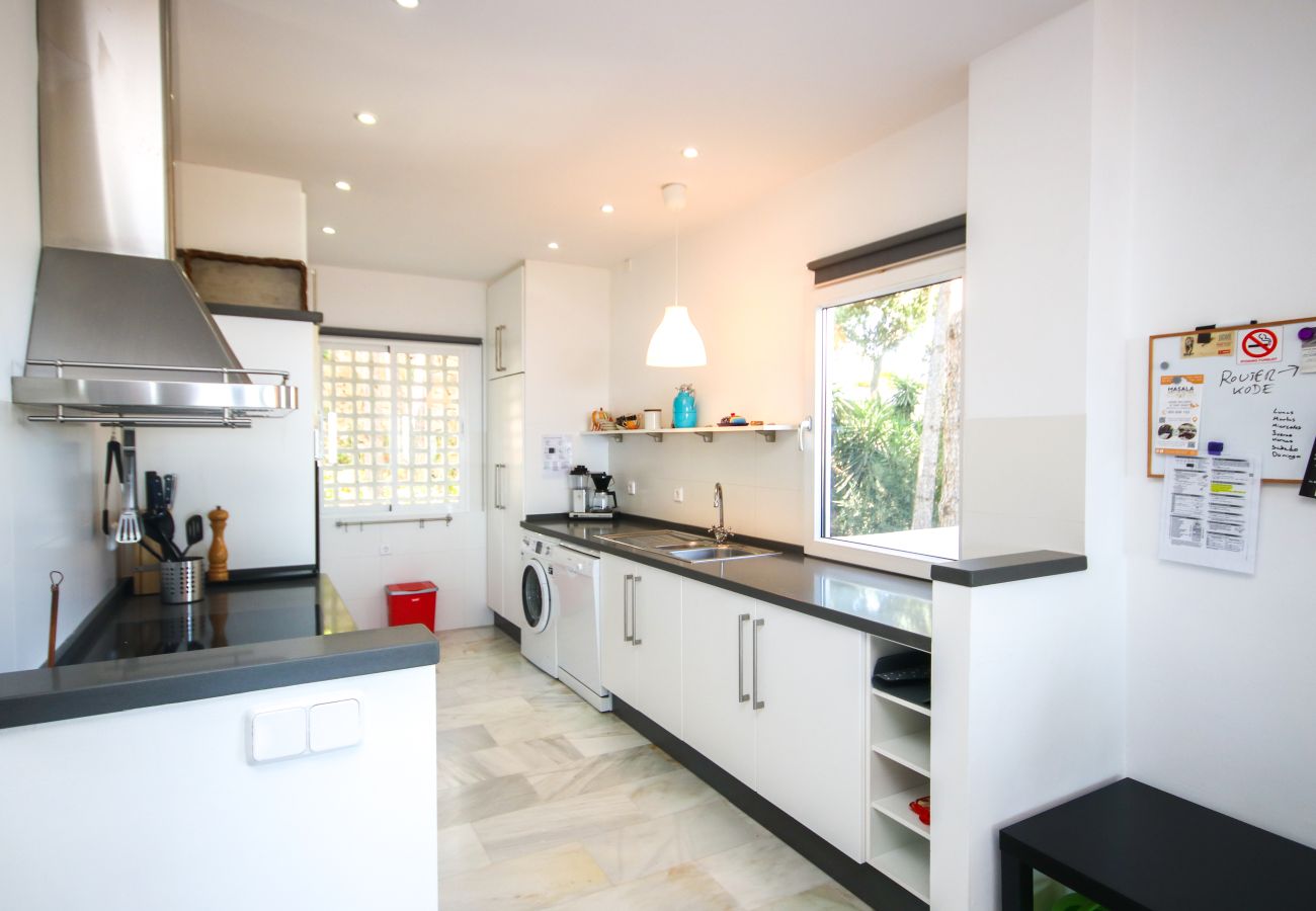 Apartamento en Ojen - Apartamento de tres habitaciones La Mairena Elviria