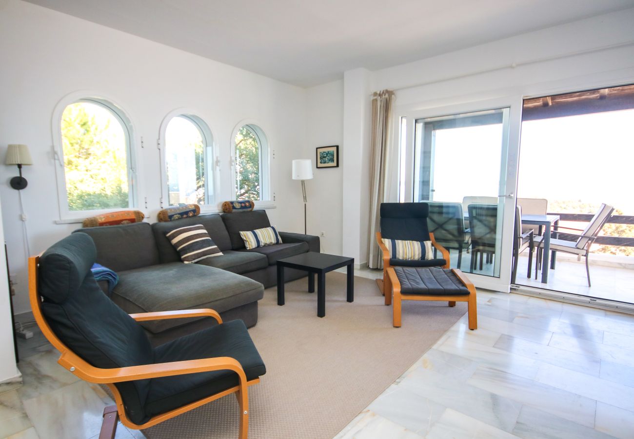 Apartamento en Ojen - Apartamento de tres habitaciones La Mairena Elviria