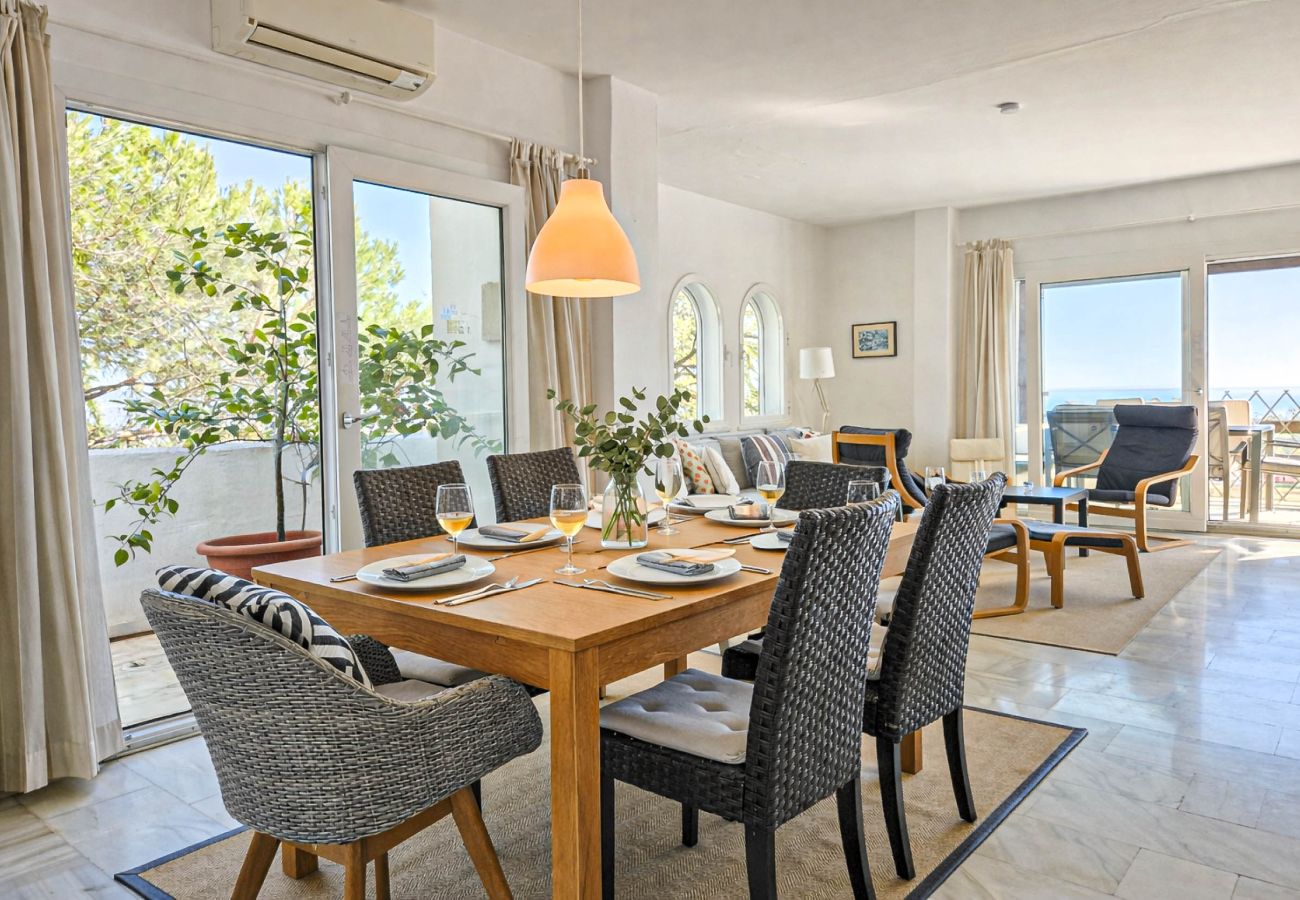 Apartamento en Ojen - Apartamento de tres habitaciones La Mairena Elviria