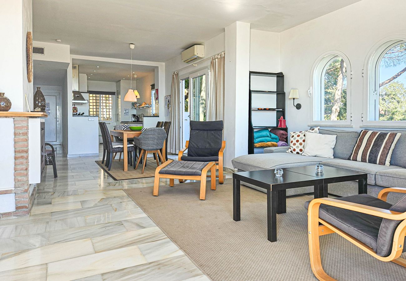 Apartamento en Ojen - Apartamento de tres habitaciones La Mairena Elviria