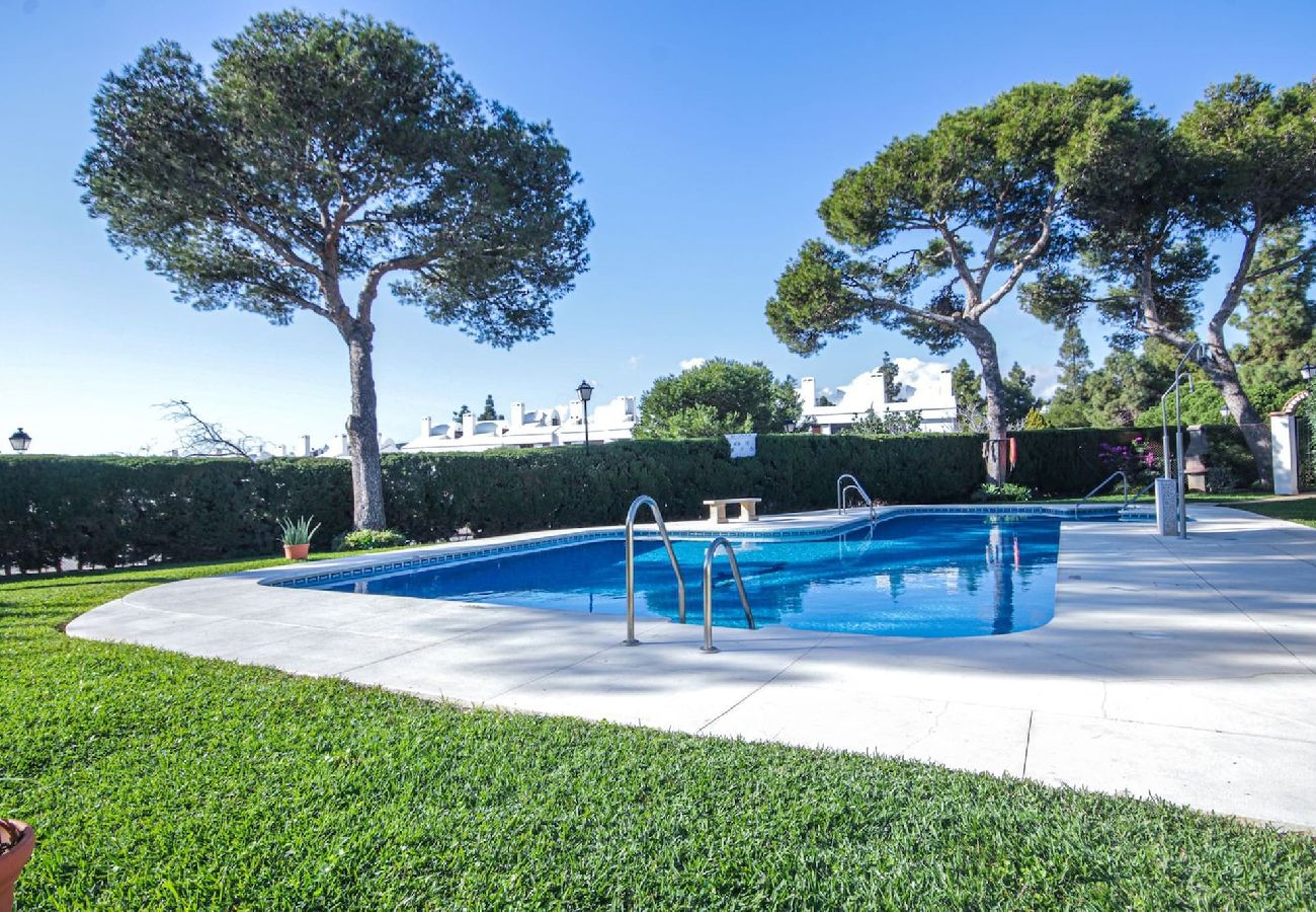 Casa adosada en La Cala de Mijas - Casa adosada con terraza en la azotea La Cala de Mijas