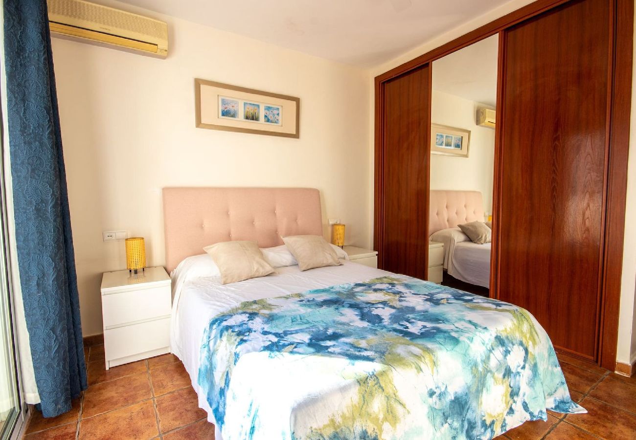 Casa adosada en La Cala de Mijas - Casa adosada con terraza en la azotea La Cala de Mijas