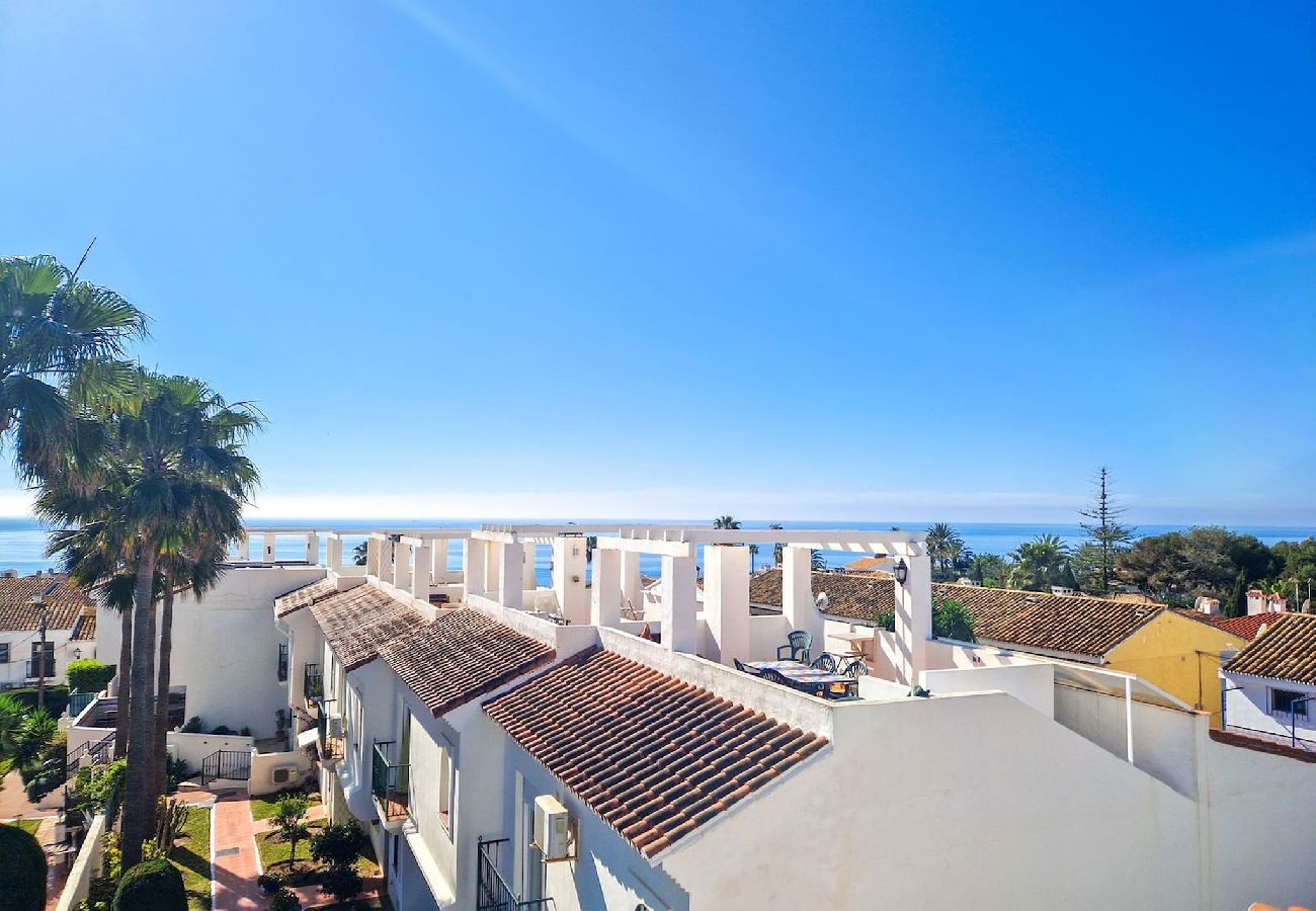 Casa adosada en La Cala de Mijas - Casa adosada con terraza en la azotea La Cala de Mijas