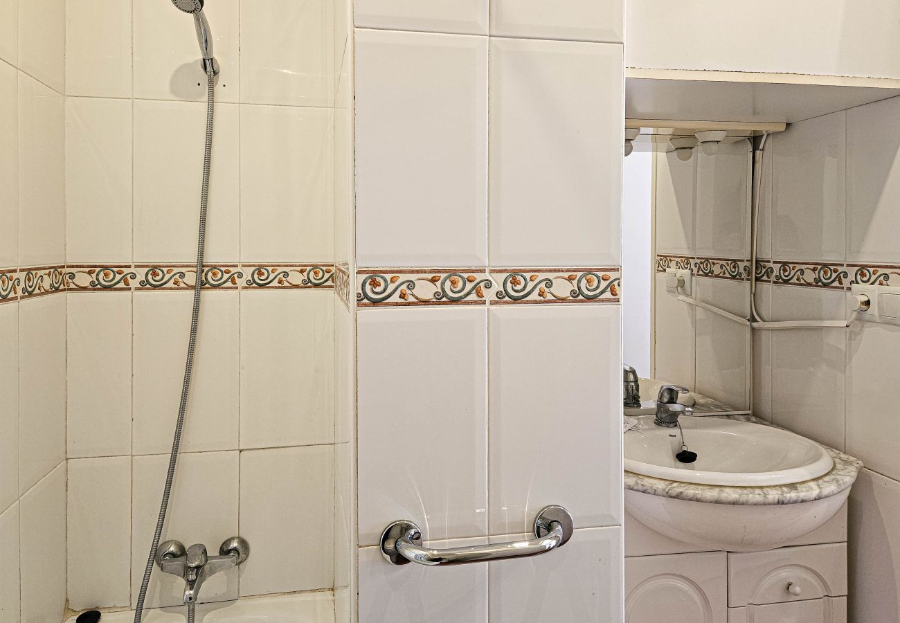 Apartamento en Fuengirola - Apartamento de 1 dormitorio cerca de la playa en Fuengirola