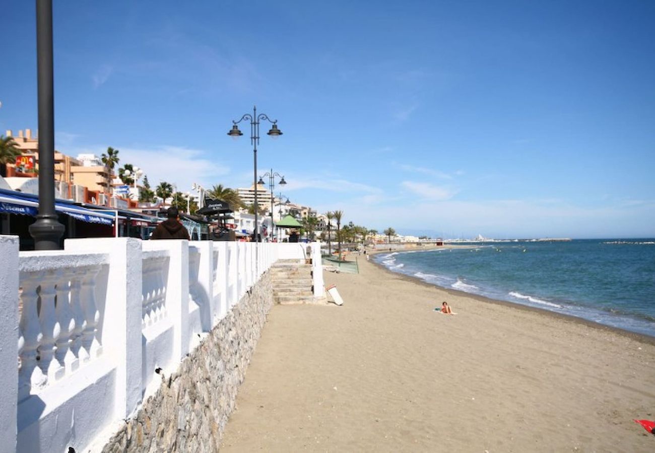 Apartamento en Benalmádena - Apartamento vacacional de 2 dormitorios en Benalmádena
