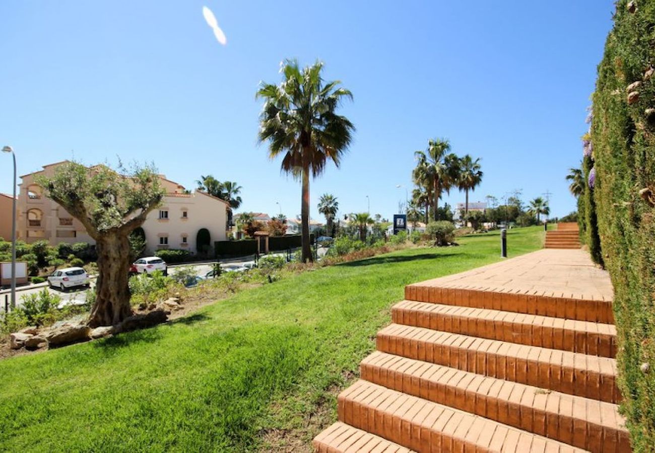 Apartamento en Mijas Costa - Apartamento de 2 dormitorios en Club la Costa Mijas Costa