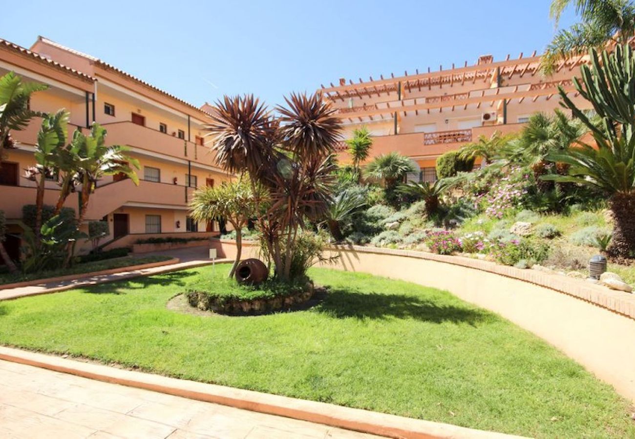 Apartamento en Mijas Costa - Apartamento de 2 dormitorios en Club la Costa Mijas Costa