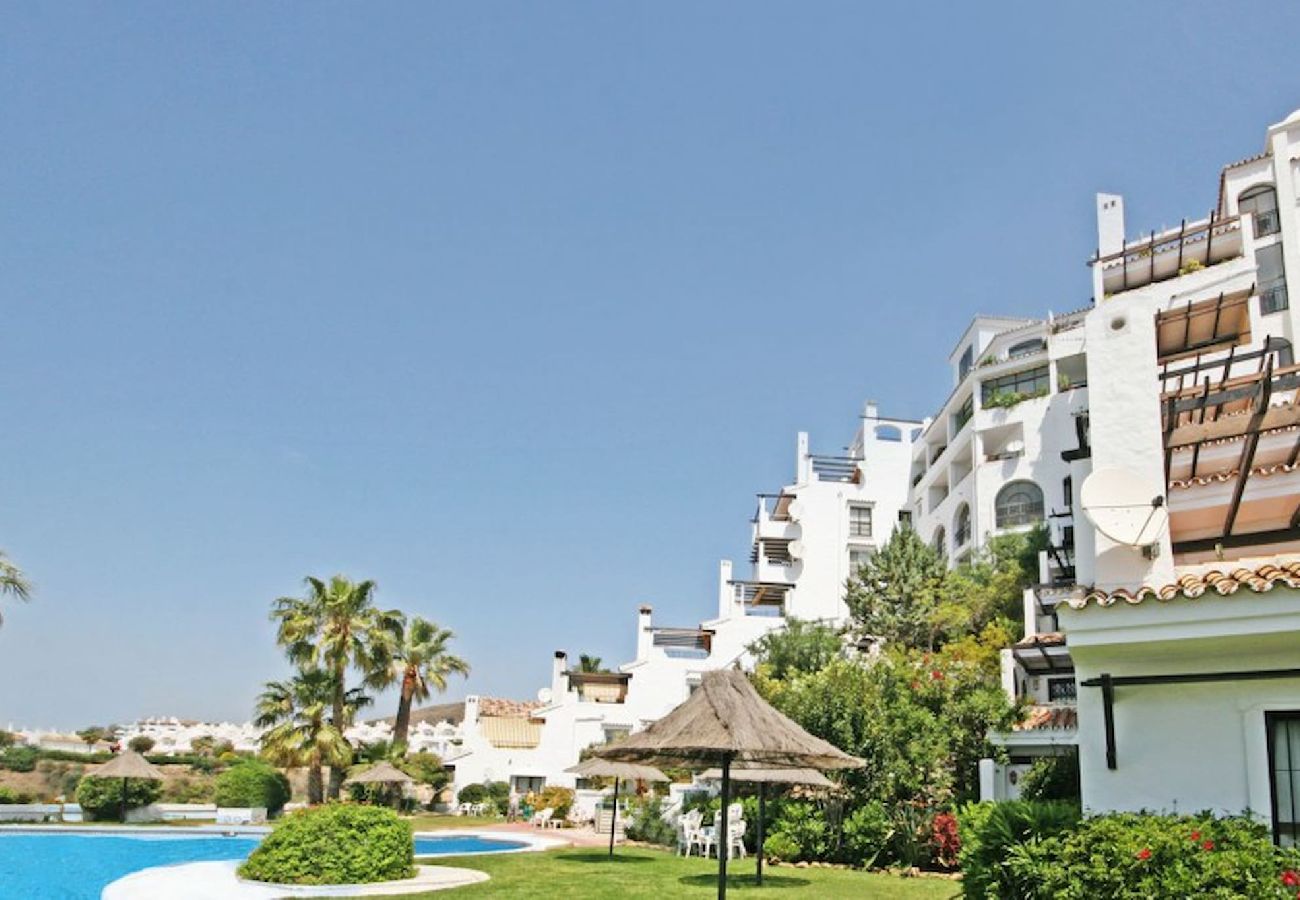 Apartamento en Mijas Costa - Apartamento de dos dormitorios en Calahonda con vistas al mar