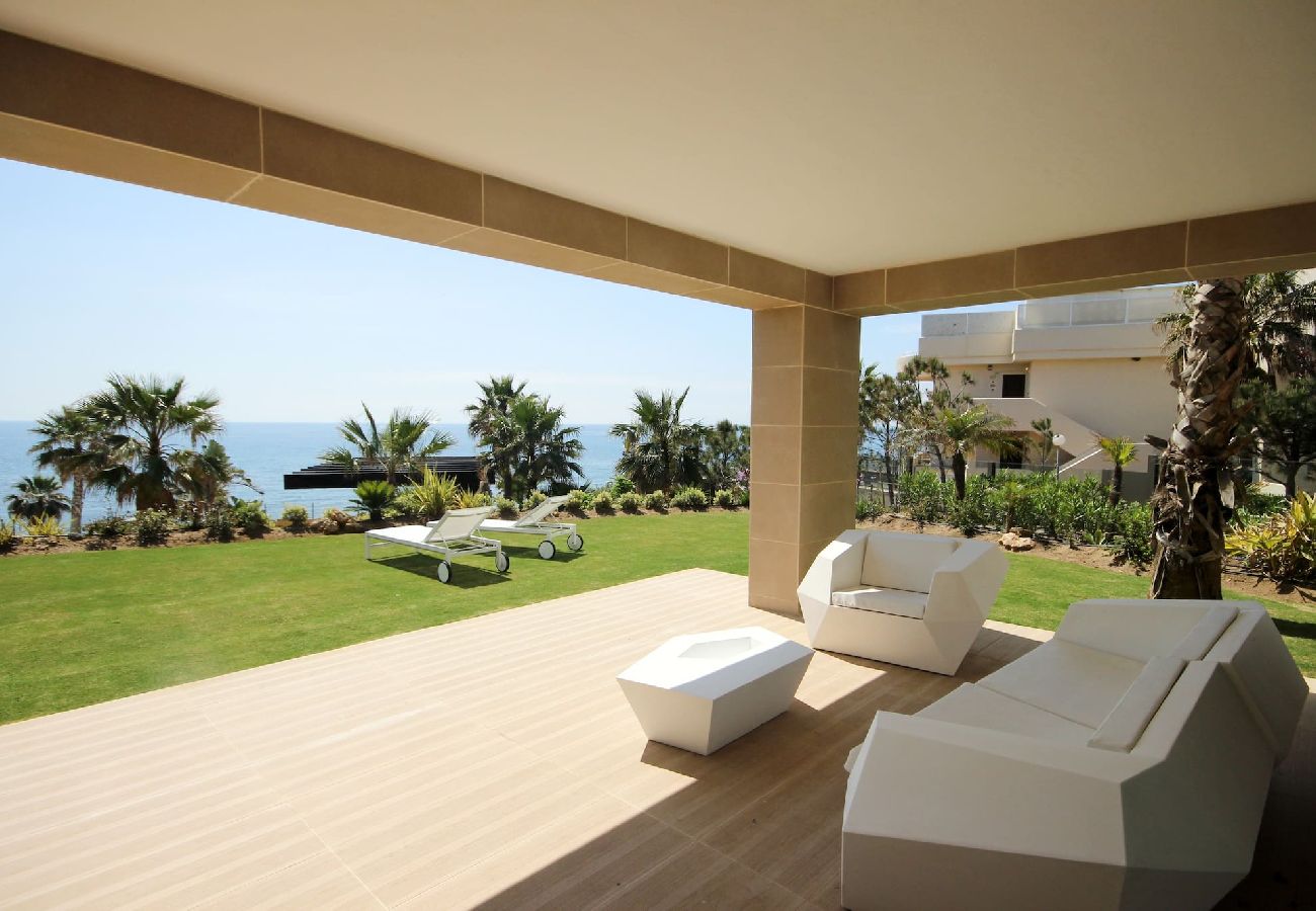 Apartamento en Estepona - Condominio frente al mar, vistas increíbles Horizon Beach