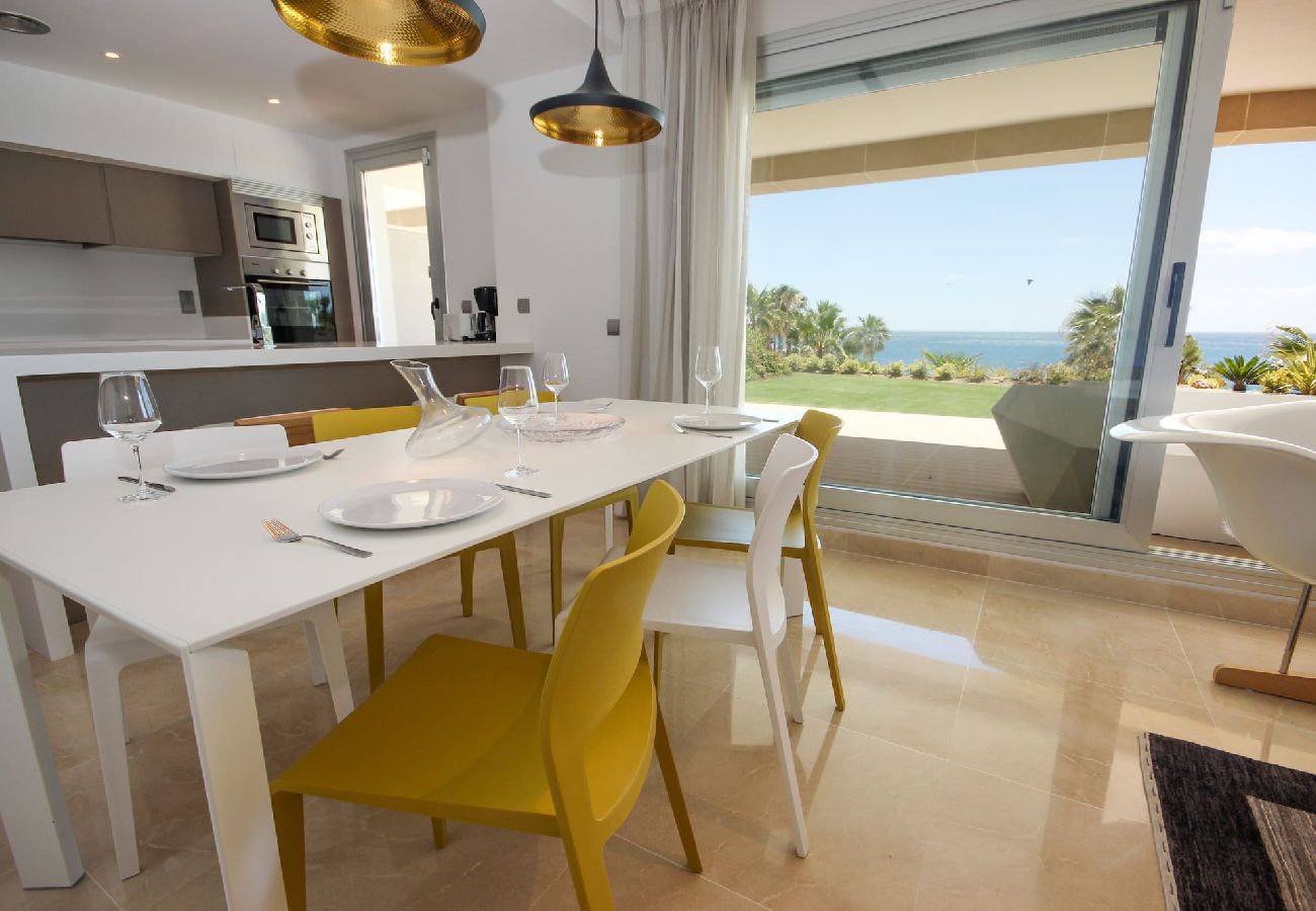 Apartamento en Estepona - Condominio frente al mar, vistas increíbles Horizon Beach
