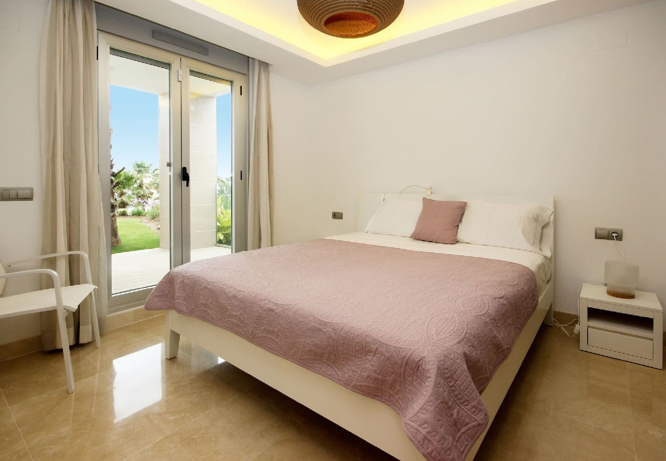 Apartamento en Estepona - Condominio frente al mar, vistas increíbles Horizon Beach