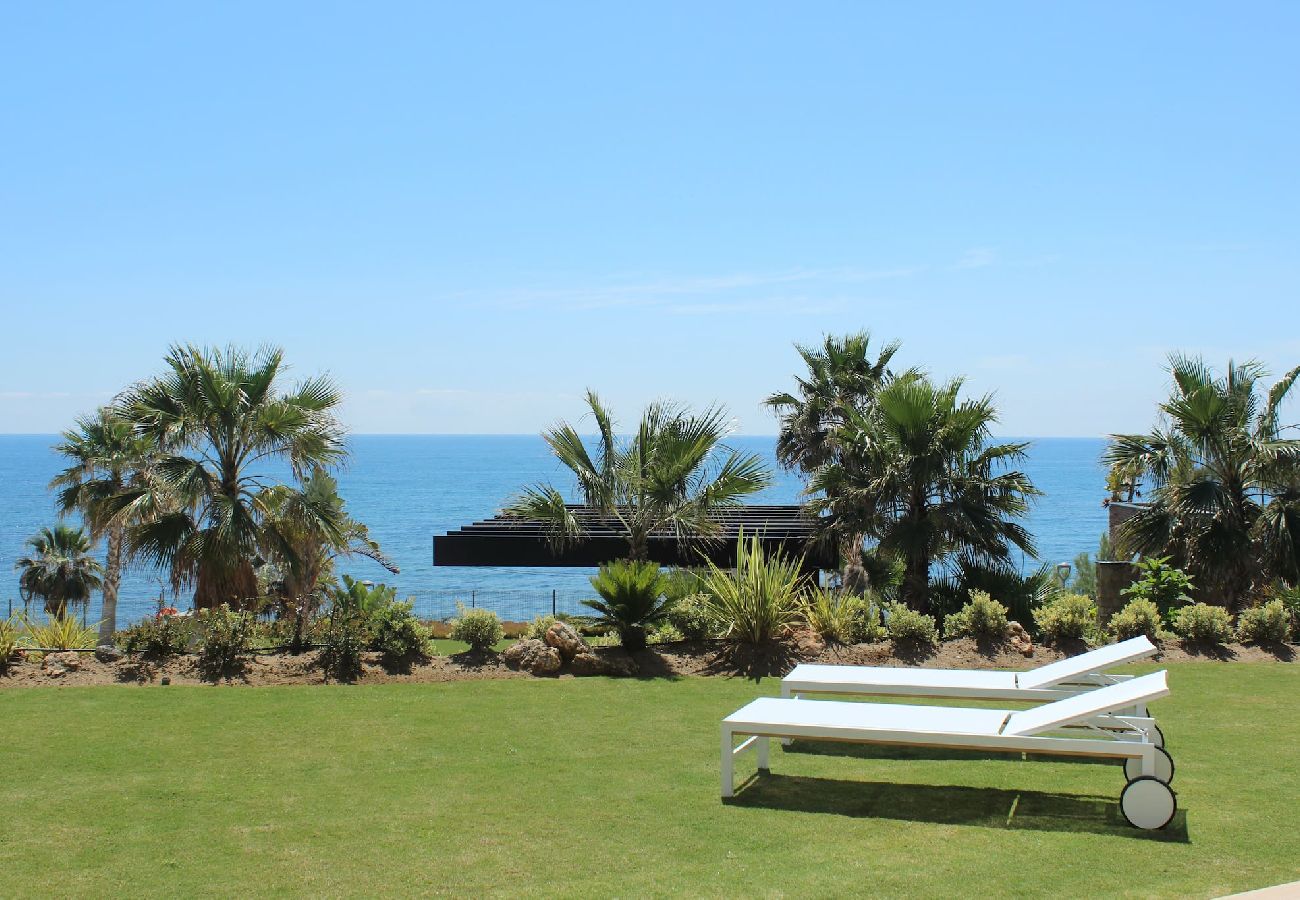 Apartamento en Estepona - Condominio frente al mar, vistas increíbles Horizon Beach