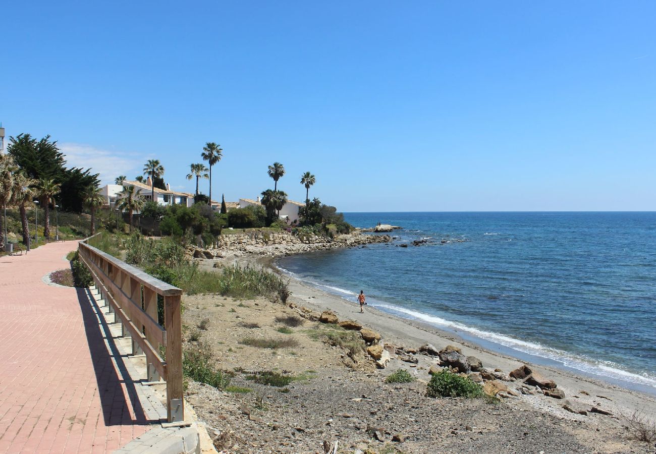Apartamento en Estepona - Condominio frente al mar, vistas increíbles Horizon Beach