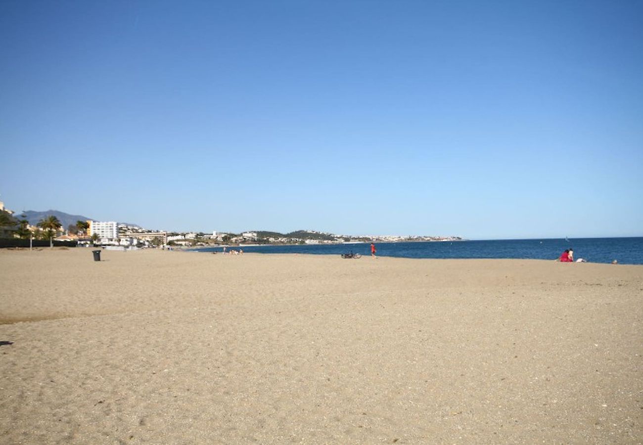Apartamento en Mijas Costa - Apartamento de dos dormitorios en El Faro con vistas al mar