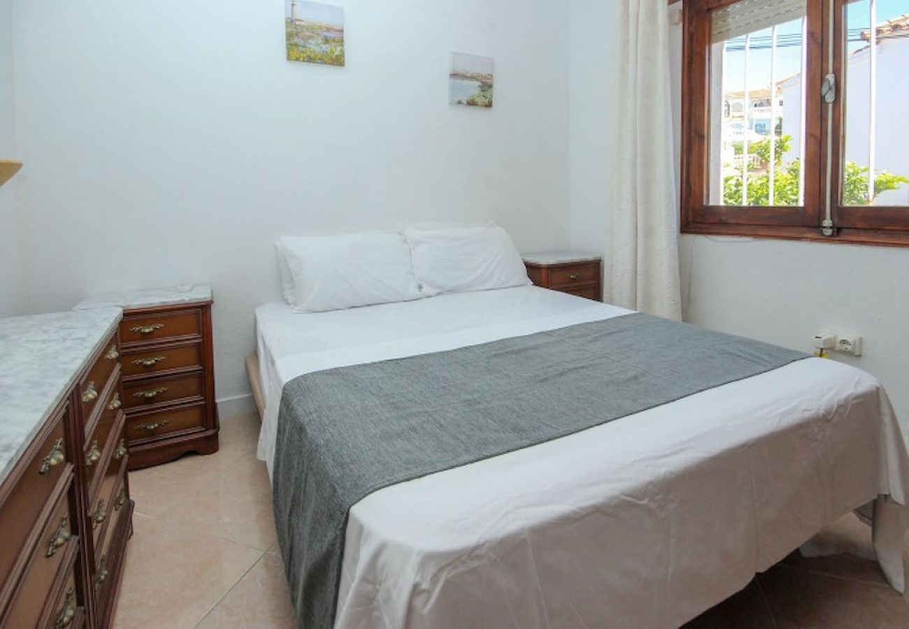 Apartamento en Mijas Costa - Apartamento de dos dormitorios en El Faro con vistas al mar