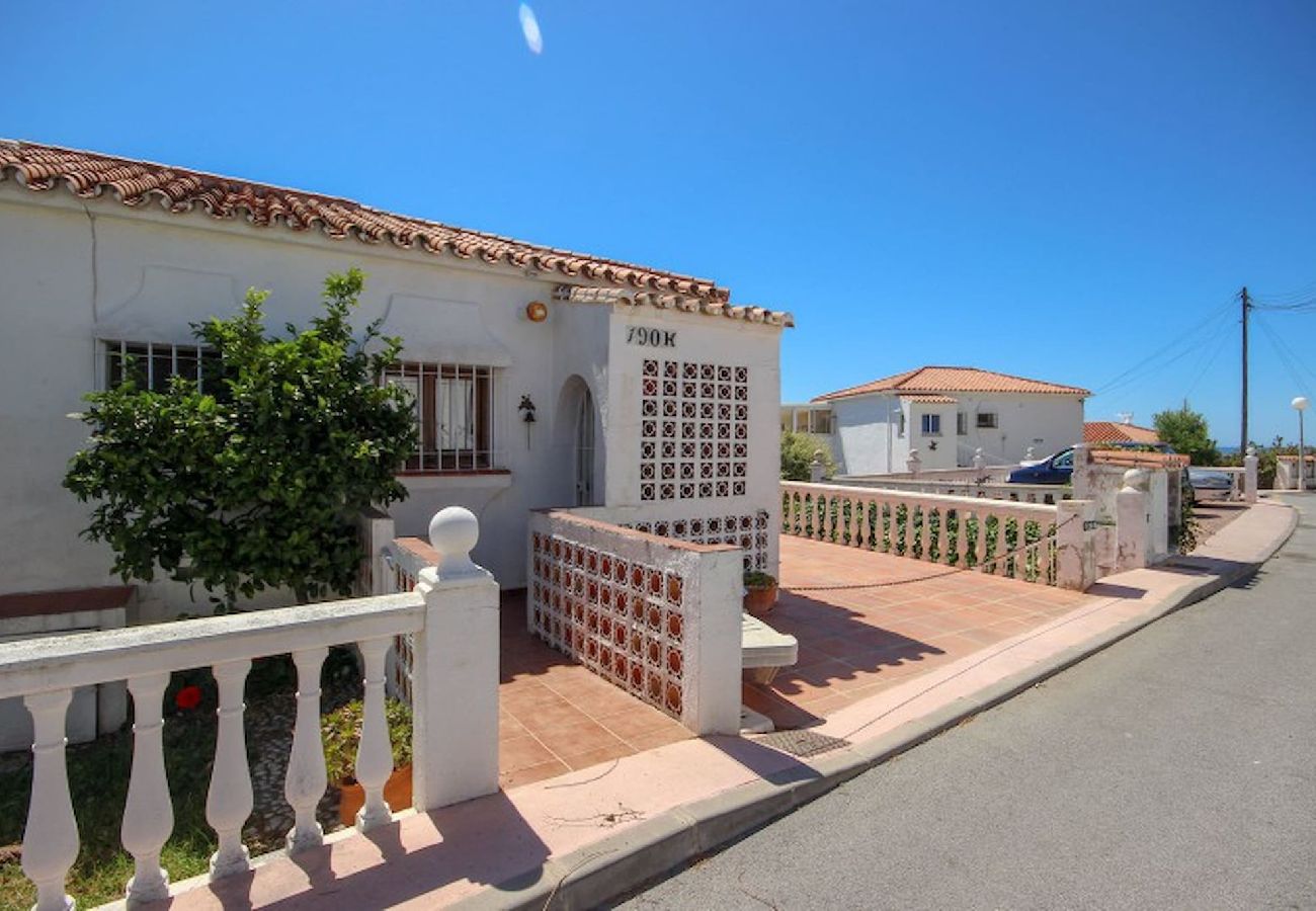 Apartamento en Mijas Costa - Apartamento de dos dormitorios en El Faro con vistas al mar