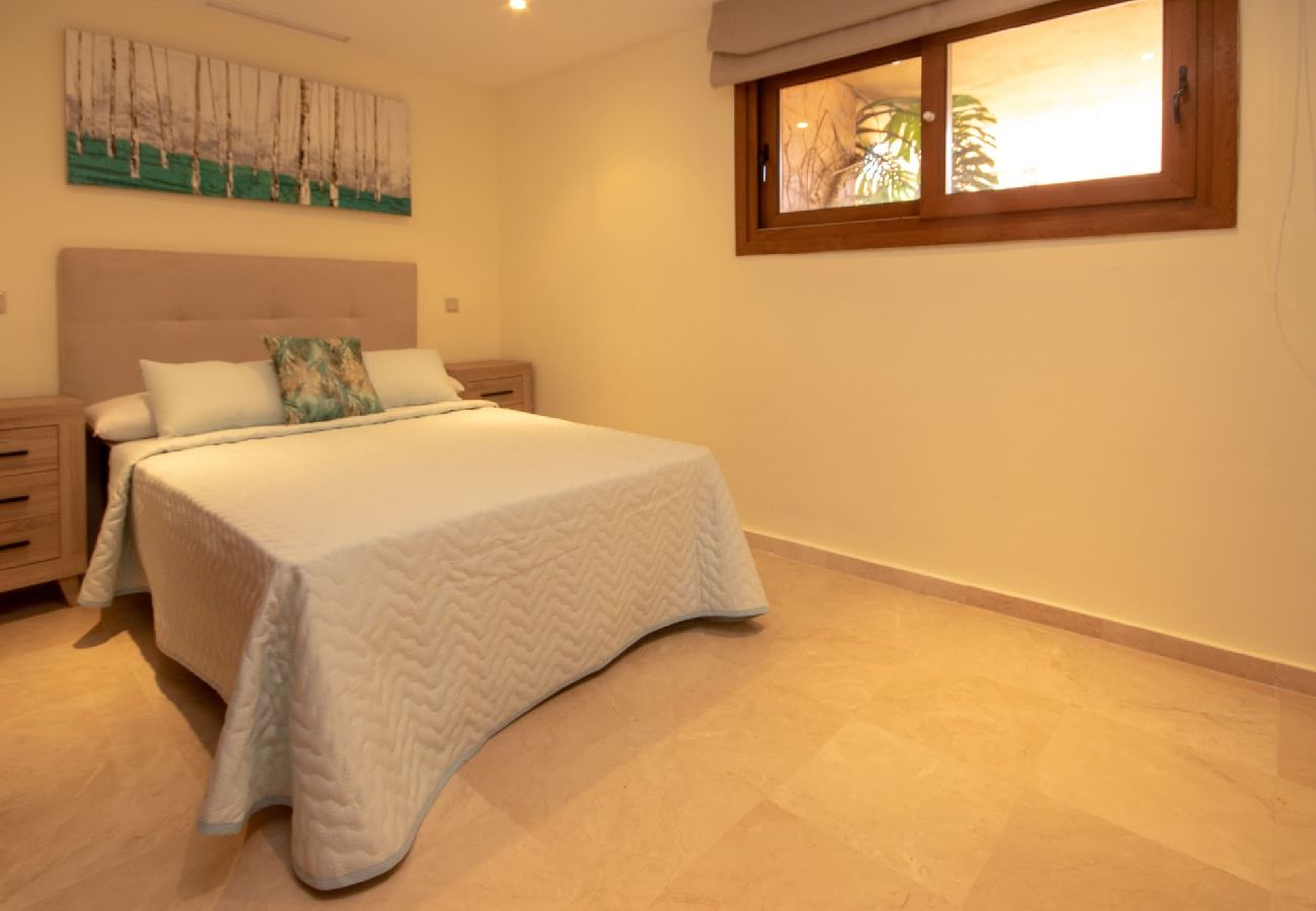 Casa adosada en Mijas Costa - Amplio apartamento reformado de 4 dormitorios en Riviera del Sol