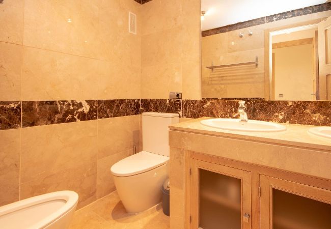 Apartamento en Manilva - Marina de Castillo Primera línea de playa Puerto Duquesa Apartamento en Manilva - Marina de Castillo Primera línea de playa Puerto Duquesa