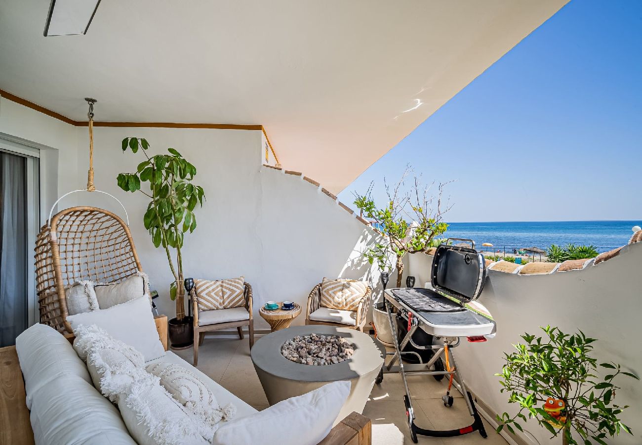 Apartamento en Mijas Costa - Apartamento de lujo de 2 dormitorios frente al mar en estilo Bali-Boho
