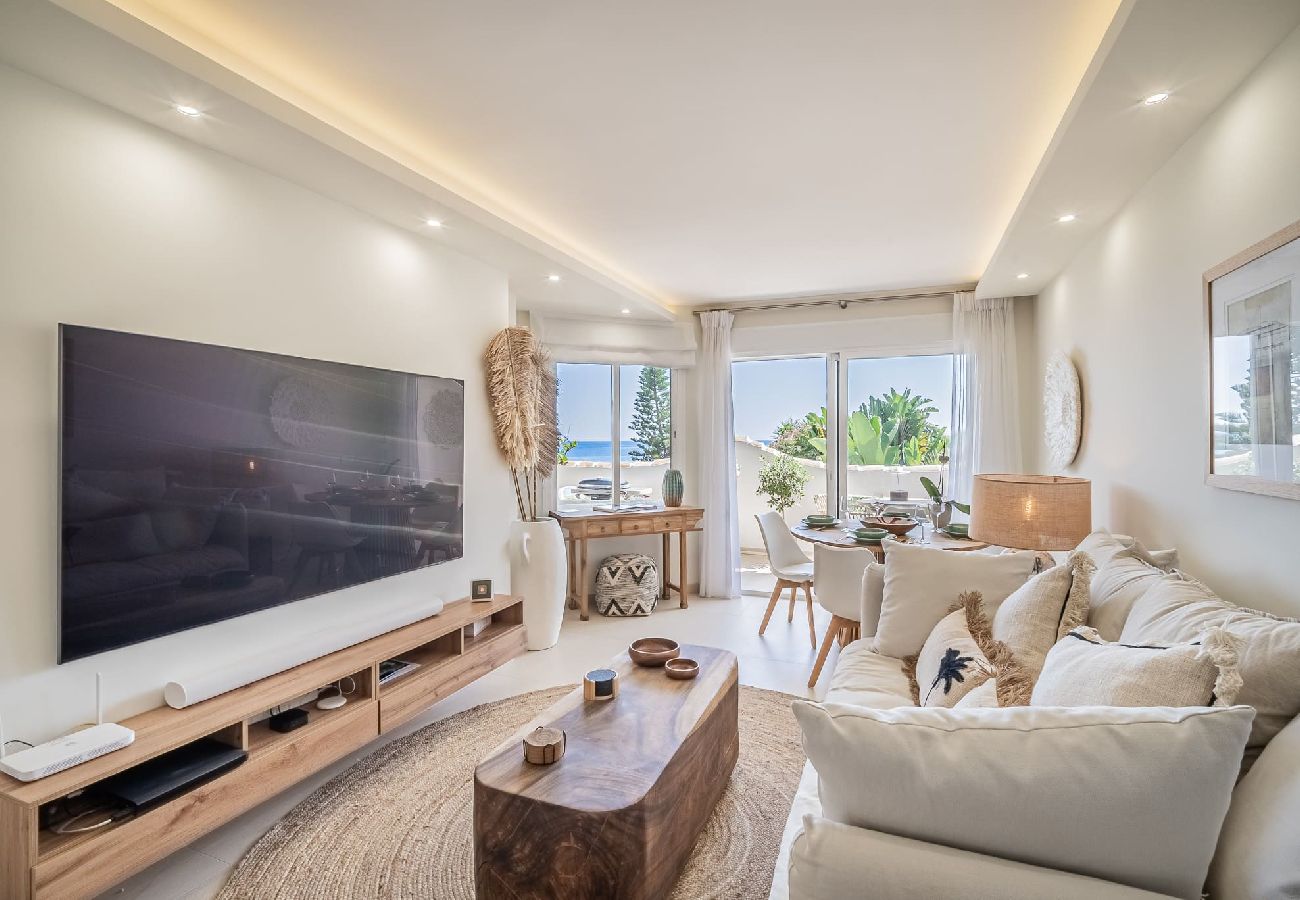 Apartamento en Mijas Costa - Apartamento de lujo de 2 dormitorios frente al mar en estilo Bali-Boho