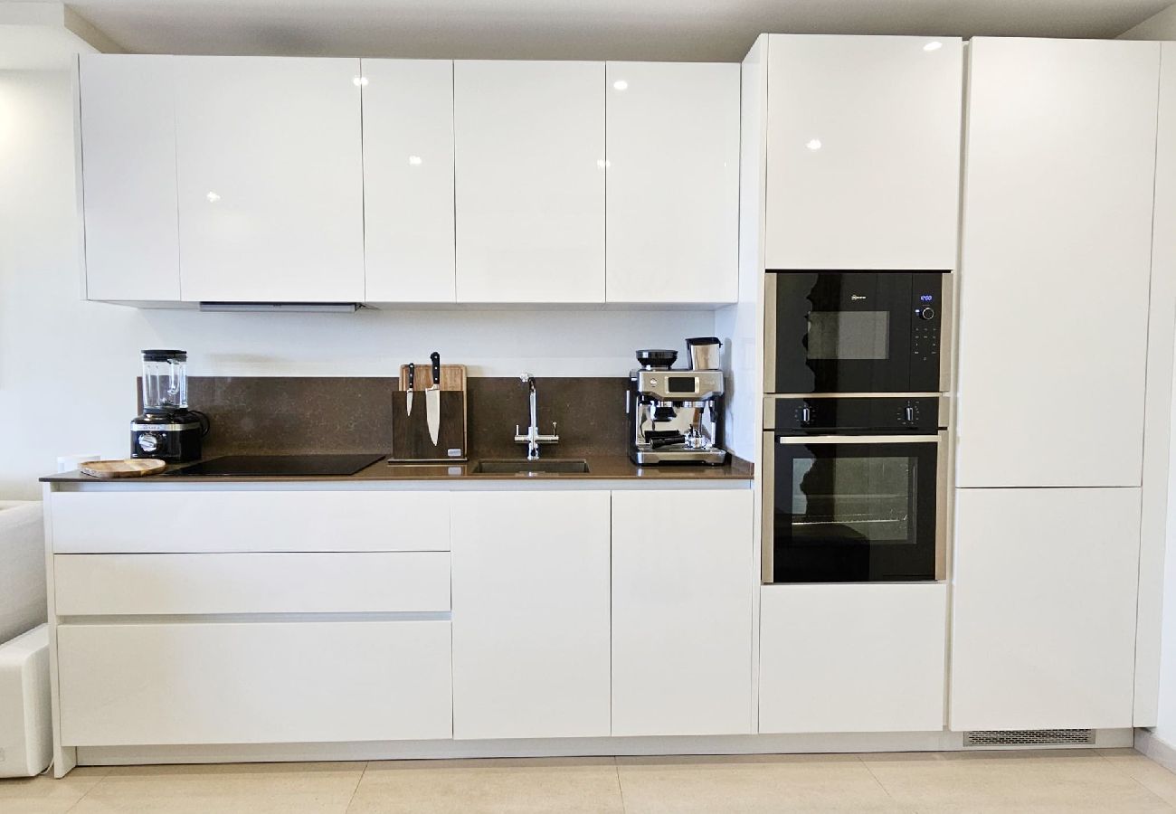 Apartamento en Mijas Costa - Apartamento de lujo de 2 dormitorios frente al mar en estilo Bali-Boho