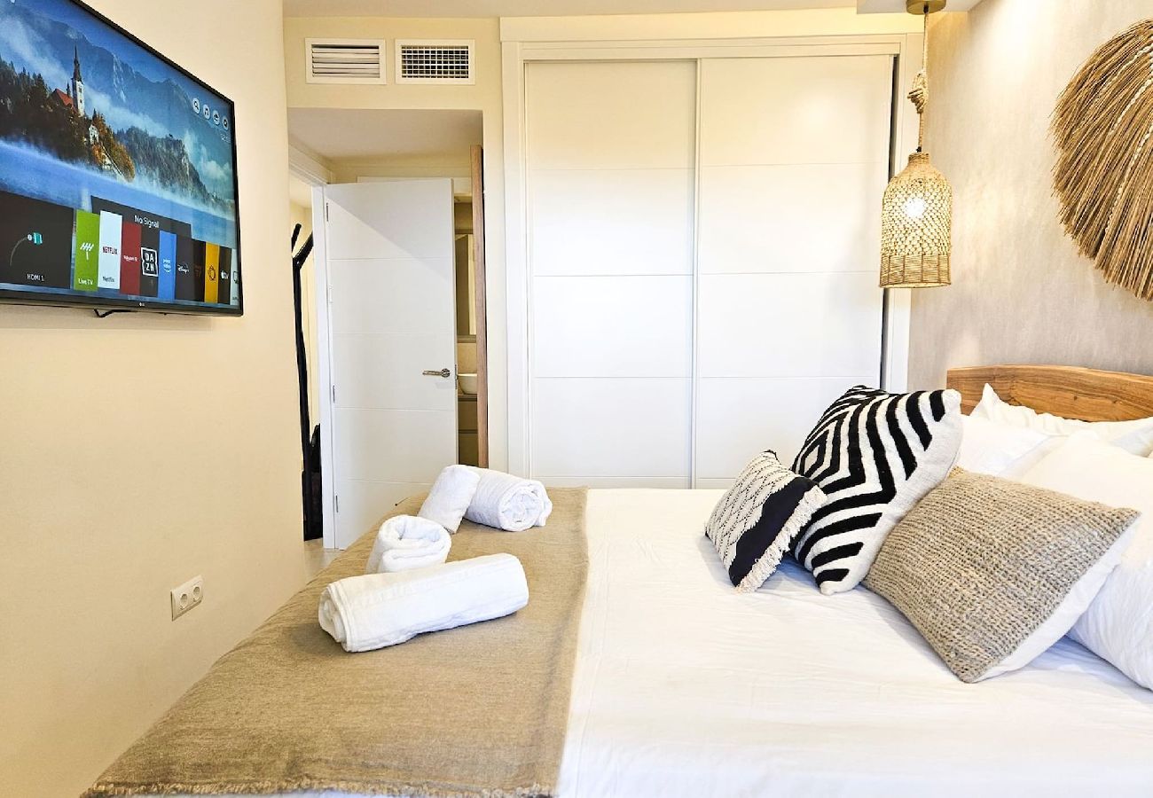 Apartamento en Mijas Costa - Apartamento de lujo de 2 dormitorios frente al mar en estilo Bali-Boho