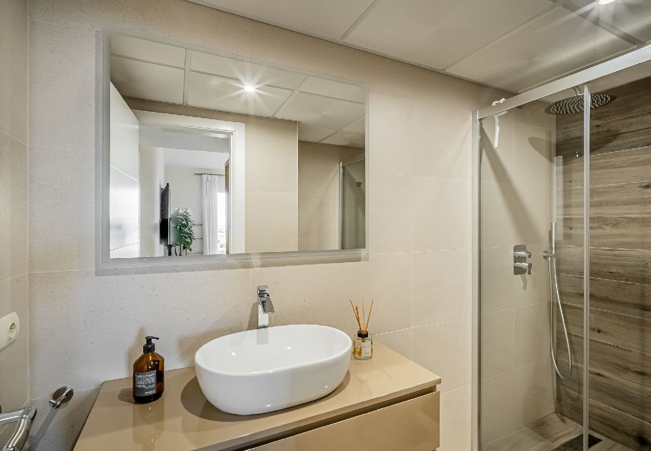 Apartamento en Mijas Costa - Apartamento de lujo de 2 dormitorios frente al mar en estilo Bali-Boho