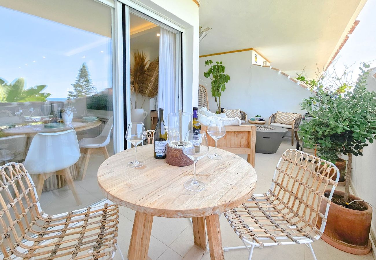 Apartamento en Mijas Costa - Apartamento de lujo de 2 dormitorios frente al mar en estilo Bali-Boho