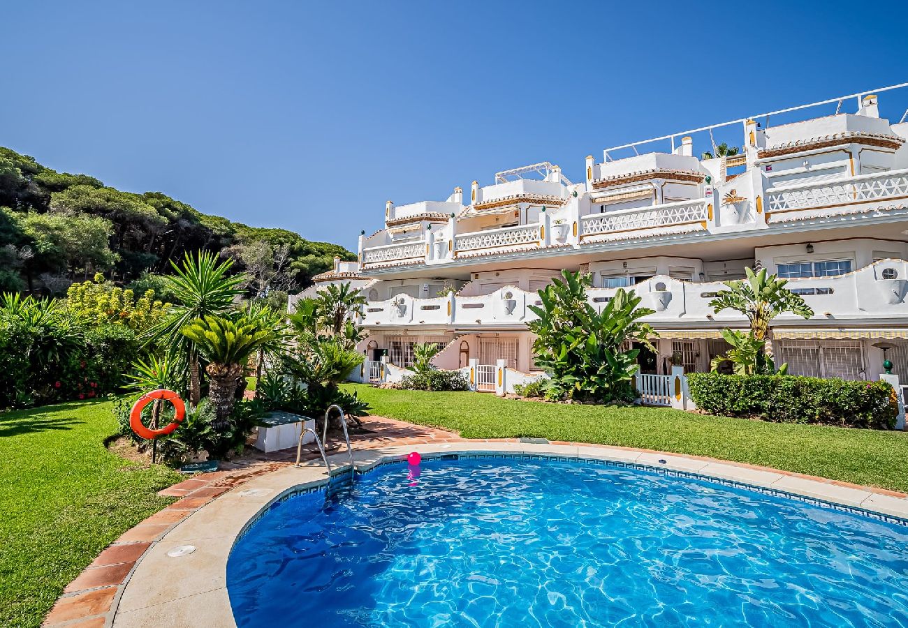 Apartamento en Mijas Costa - Apartamento de lujo de 2 dormitorios frente al mar en estilo Bali-Boho