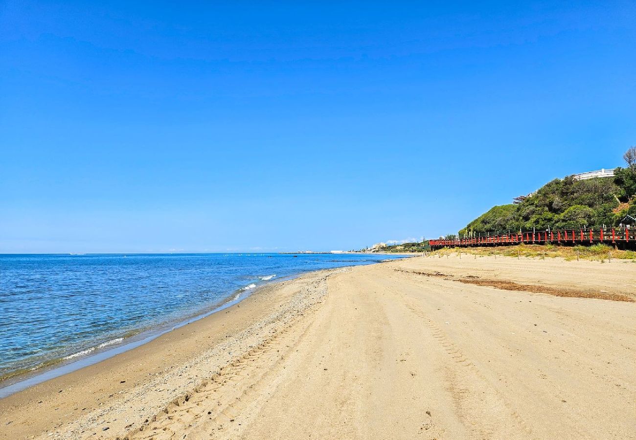 Apartamento en Mijas Costa - Apartamento de lujo de 2 dormitorios frente al mar en estilo Bali-Boho