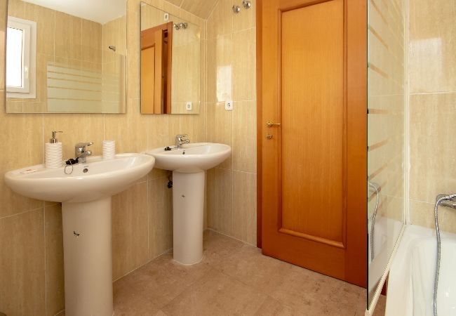 Apartamento en Manilva - Ático dúplex de 3 dormitorios, Hacienda Guadalupe Duquesa Apartamento en Manilva - Ático dúplex de 3 dormitorios, Hacienda Guadalupe Duquesa