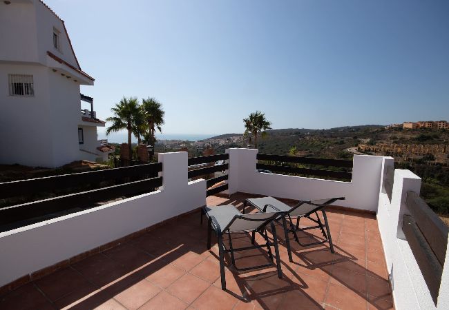 Apartamento en Manilva - Ático dúplex de 3 dormitorios, Hacienda Guadalupe Duquesa Apartamento en Manilva - Ático dúplex de 3 dormitorios, Hacienda Guadalupe Duquesa