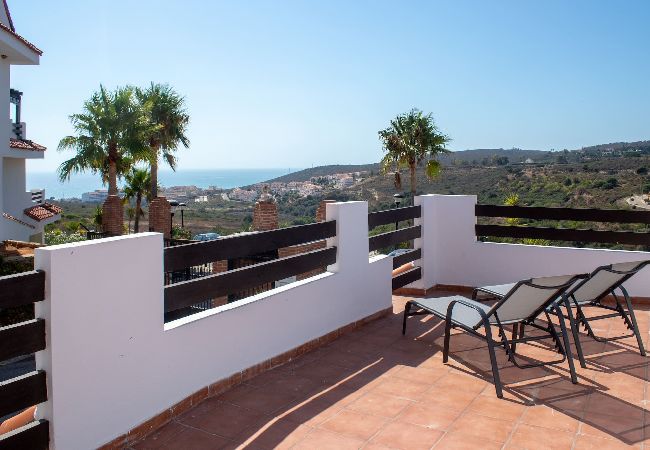 Apartamento en Manilva - Ático dúplex de 3 dormitorios, Hacienda Guadalupe Duquesa Apartamento en Manilva - Ático dúplex de 3 dormitorios, Hacienda Guadalupe Duquesa