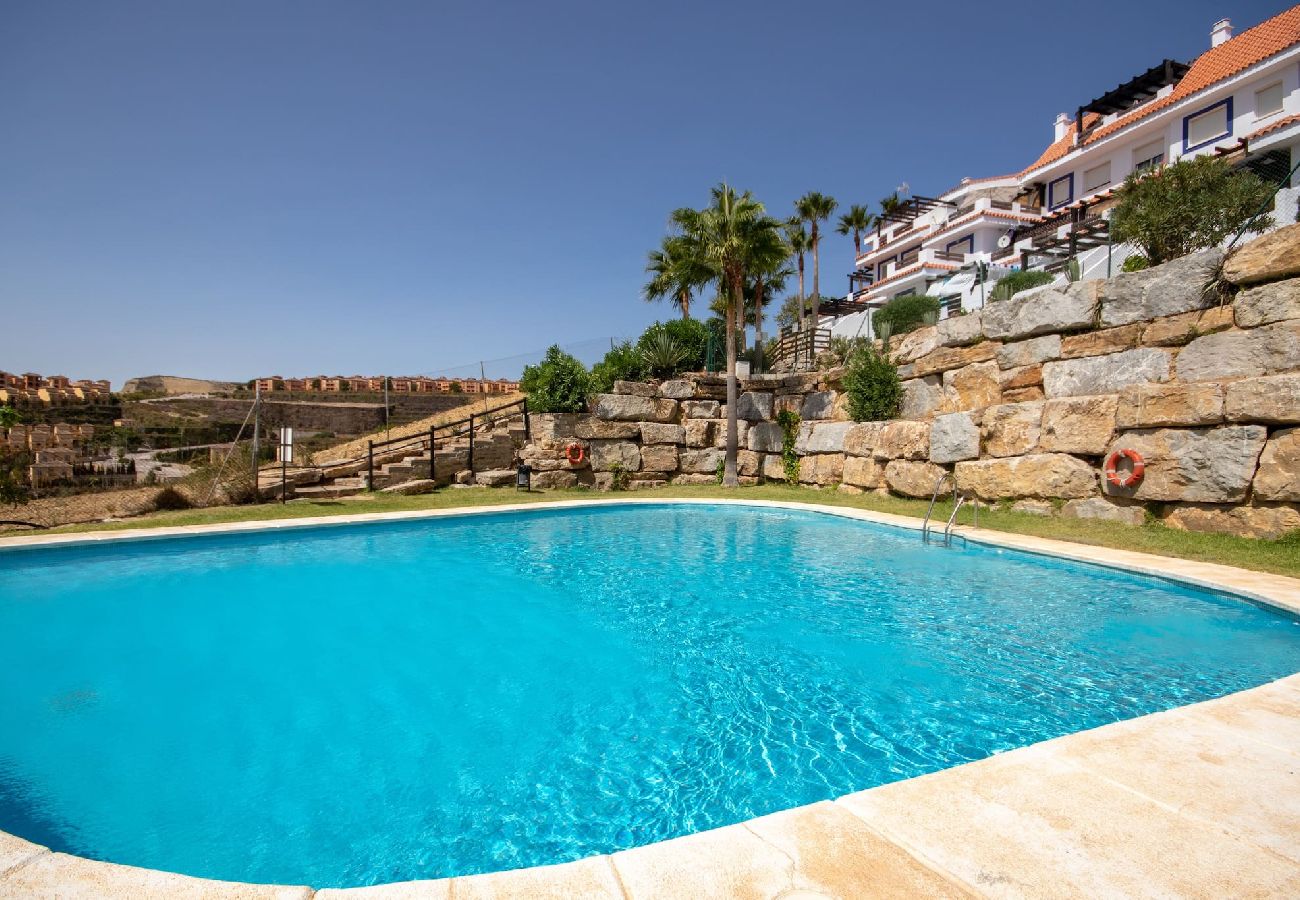 Apartamento en Manilva - Ático dúplex de 3 dormitorios, Hacienda Guadalupe Duquesa