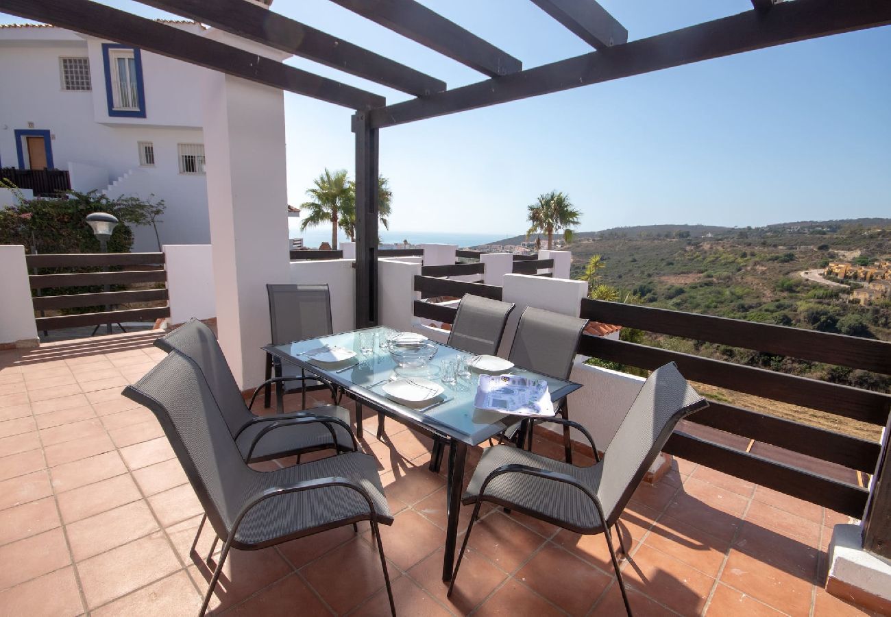 Apartamento en Manilva - Ático dúplex de 3 dormitorios, Hacienda Guadalupe Duquesa