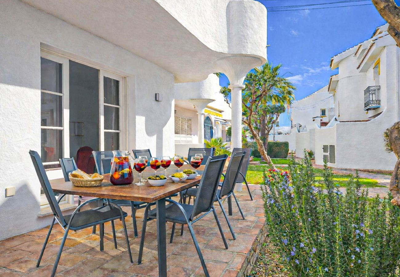 Casa adosada en Mijas Costa - Casa adosada de 3 dormitorios con azotea, a 100 m de la playa