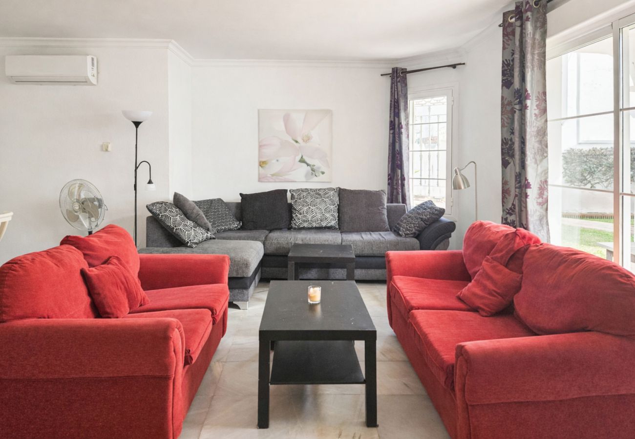 Casa adosada en Mijas Costa - Casa adosada de 3 dormitorios con azotea, a 100 m de la playa