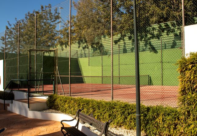 Apartamento en Marbella - Puerto Banús, a 400 metros de la playa. Apartamento en Marbella - Puerto Banús, a 400 metros de la playa.
