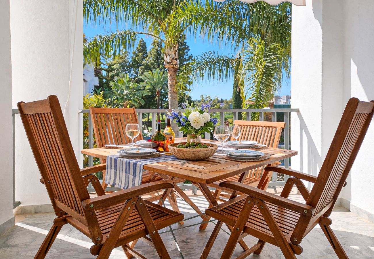 Apartamento en Marbella - Puerto Banús, a 400 metros de la playa.