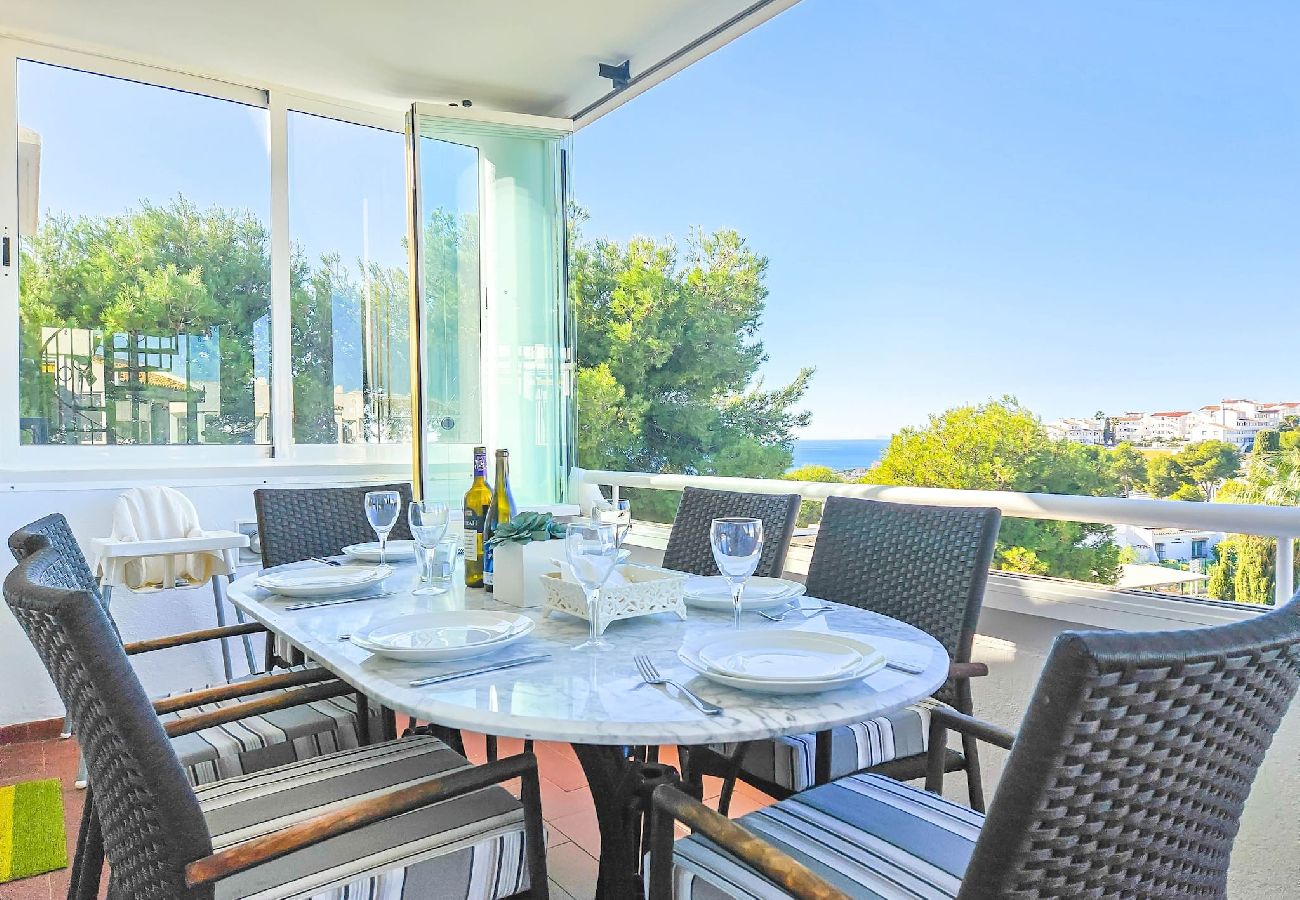 Apartamento en Mijas Costa - Atico de dos dormitorios en Miraflores con vistas al mar